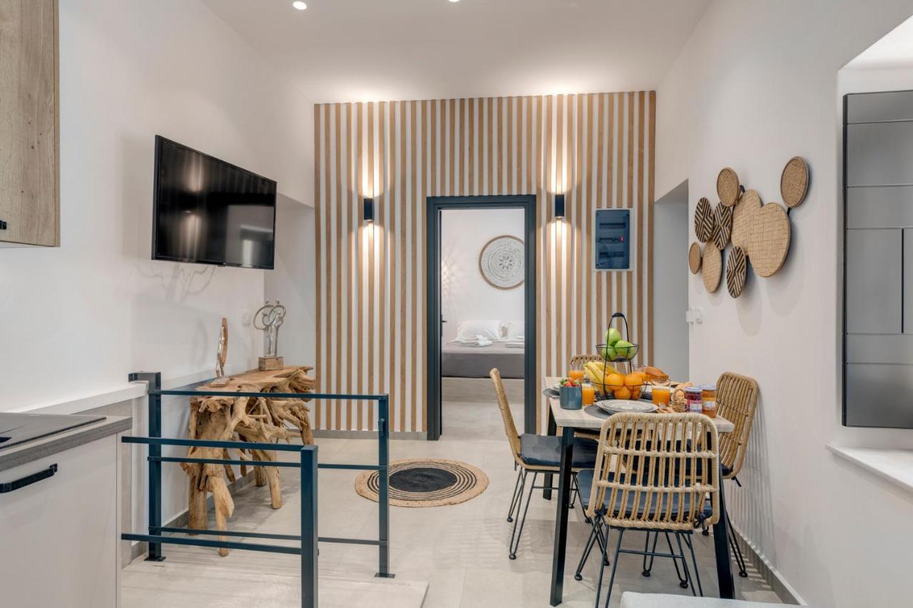 Syrose Suites Ermoupoli Bagian luar foto
