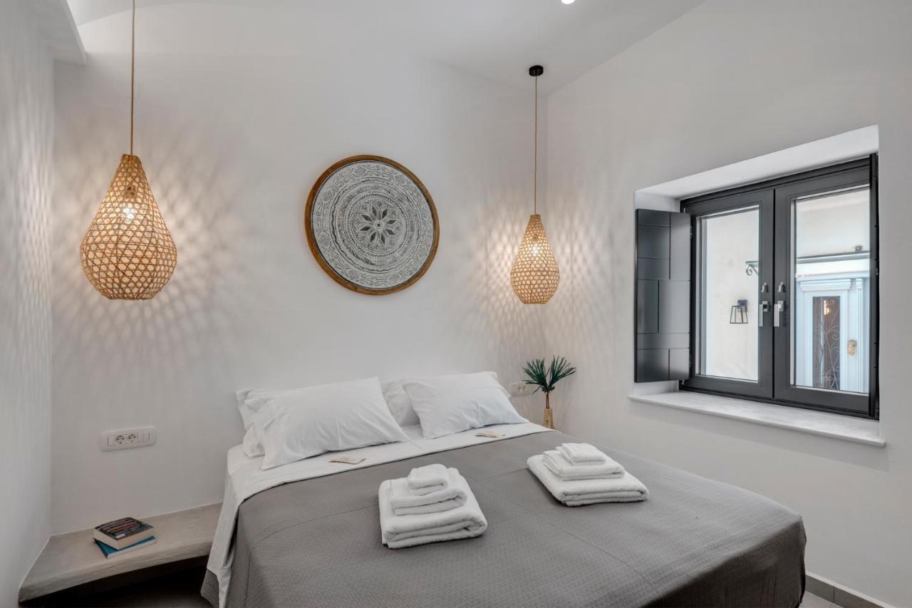 Syrose Suites Ermoupoli Bagian luar foto